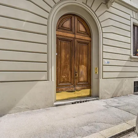 Guesthost - Giardino Della Fortezza Modern X6 With Patio