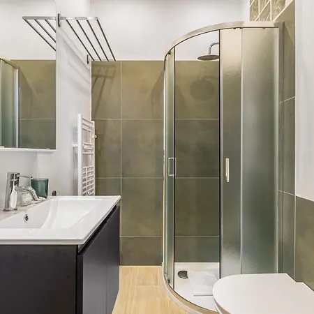 Guesthost - Giardino Della Fortezza Modern X6 With Patio * Florence