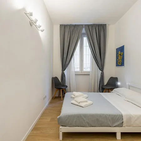 Guesthost - Giardino Della Fortezza Modern X6 With Patio Florence