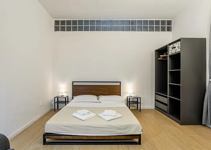 Apartment Guesthost - Giardino Della Fortezza Modern X6 With Patio *