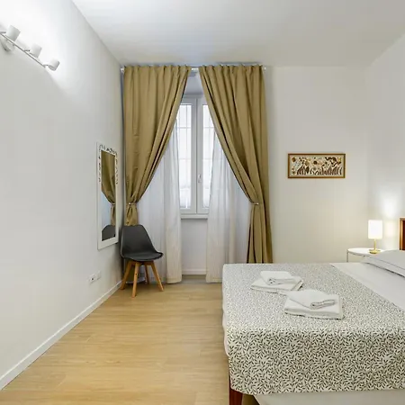 Giardino Della Fortezza Modern X6 With Patio アパート